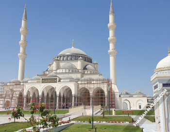sharjah-masjids.com - Sharjah Grand Mosque